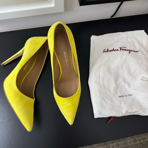 Ferragamo suede pumps - Picture 2 of 4